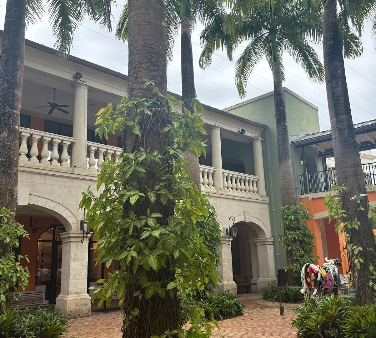 5 Mins From Beach, Breezy Bright Room, St James سانت مايكل بربادوس